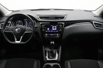 Nissan Qashqai, 1.3, 117 kW, petrol, automatic, front-wheel drive