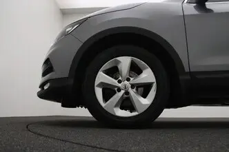 Nissan Qashqai, 1.3, 117 kW, petrol, automatic, front-wheel drive