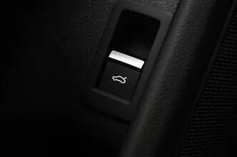 Audi A4, 2.0, 110 kW, hybrid, automatic, front-wheel drive