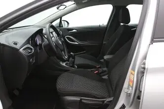 Opel Astra, 1.6, 81 kW, diesel, manual, front-wheel drive