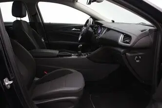 Opel Insignia, 1.5, 121 kW, petrol, manual, front-wheel drive