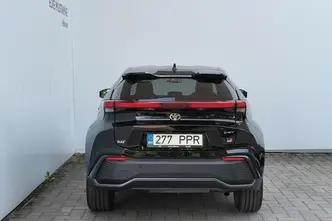 Toyota C-HR, 2.0, 112 kW, гибрид, автомат, полный привод