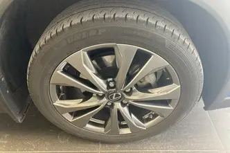 Lexus UX 250, 2.0, 112 kW, hybrid, automatic, four-wheel drive