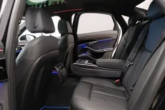 Audi A8, 3.0, 210 kW, hybrid, automatic, four-wheel drive