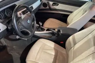 BMW 325, 3.0, 160 kW, bensiin, manuaal, tagavedu