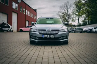 Škoda Superb, 1.4, 170 kW, подключаемый гибрид, автомат, передний привод