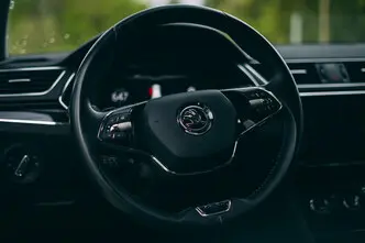 Škoda Superb, 1.4, 170 kW, подключаемый гибрид, автомат, передний привод