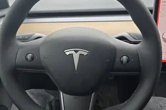 Tesla Model 3, 153 kW, elekter, automaat, nelikvedu