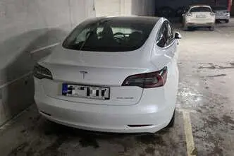 Tesla Model 3, 153 kW, elekter, automaat, nelikvedu