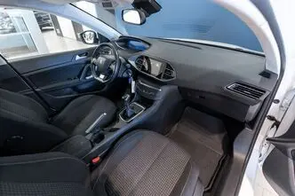 Peugeot 308, 1.5, 96 kW, дизель, механическая, передний привод