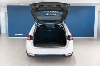 Peugeot 308, 1.5, 96 kW, дизель, механическая, передний привод