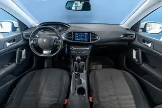 Peugeot 308, 1.5, 96 kW, дизель, механическая, передний привод