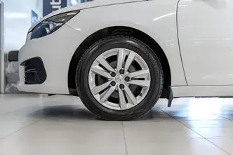 Peugeot 308, 1.5, 96 kW, дизель, механическая, передний привод