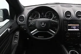 Mercedes-Benz ML 350, 3.0, 170 kW, дизель, автомат, полный привод