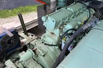 Iveco Fresia F 2000 4x4, 312 kW, автомат