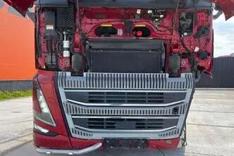 Volvo FH 16 750 8x4/4, 552 kW, diesel, automatic