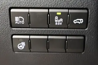 Lexus NX 300h, 2.5, 114 kW, hübriid, automaat, nelikvedu