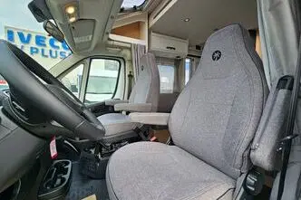 Sunlight T67, 2.2, 103 kW, diesel, automatic, front-wheel drive