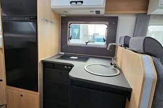 Sunlight T67, 2.2, 103 kW, diesel, automatic, front-wheel drive