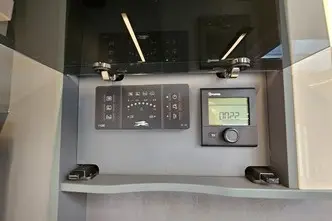 Laika Kosmo, 2.0, 103 kW, дизель, автомат, передний привод