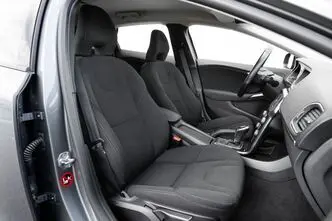 Volvo V40, 2.0, 110 kW, diisel, automaat, esivedu