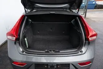 Volvo V40, 2.0, 110 kW, diisel, automaat, esivedu