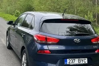 Hyundai i30, 1.4, 103 kW, bensiin, automaat, esivedu