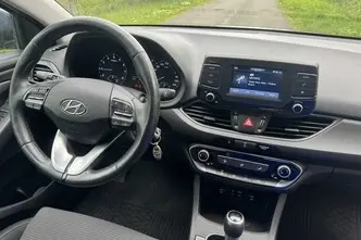Hyundai i30, 1.4, 103 kW, bensiin, automaat, esivedu