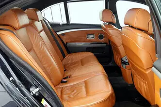 BMW 745, 4.4, 242 kW, diisel, automaat, tagavedu