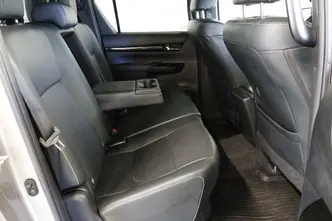 Toyota Hilux, 2.4, 110 kW, diisel, automaat, nelikvedu