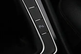 Volkswagen Golf, 1.4, 92 kW, бензин, механическая, передний привод
