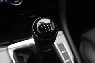 Volkswagen Golf, 1.4, 92 kW, бензин, механическая, передний привод