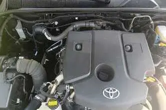 Toyota Hilux, 2.4, 110 kW, diisel, automaat, nelikvedu