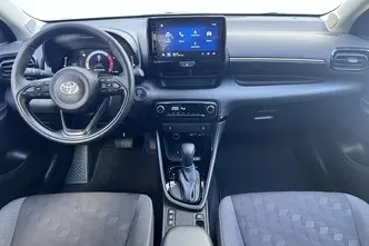Toyota Yaris, 1.5, 68 kW, hybrid, automatic, front-wheel drive