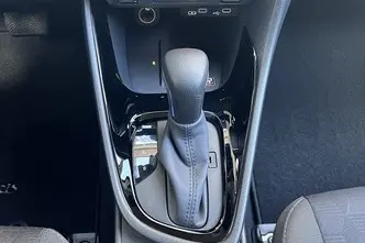 Toyota Yaris, 1.5, 68 kW, hybrid, automatic, front-wheel drive