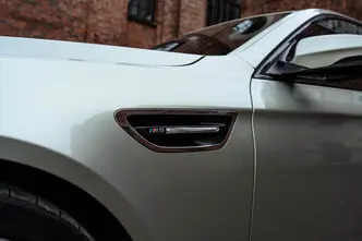 BMW M5, 4.4, 412 kW, bensiin, automaat, tagavedu