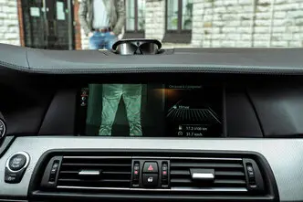 BMW M5, 4.4, 412 kW, bensiin, automaat, tagavedu