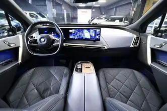 BMW iX, 102 kW, elekter, automaat, nelikvedu