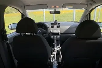 Mitsubishi Colt, 70 kW, bensiin, manuaal, esivedu