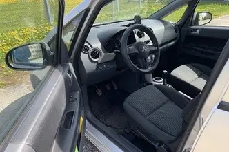 Mitsubishi Colt, 70 kW, bensiin, manuaal, esivedu