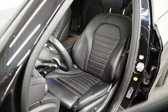 Mercedes-Benz GLC 300, 2.0, 180 kW, diesel, automatic, four-wheel drive