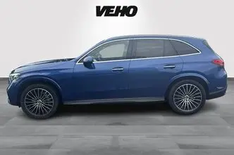 Mercedes-Benz GLC 300, 2.0, 198 kW, hybrid, automatic, four-wheel drive
