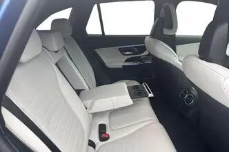Mercedes-Benz GLC 300, 2.0, 198 kW, hybrid, automatic, four-wheel drive