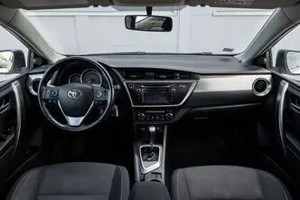 Toyota Auris, 1.6, 96 kW, petrol, automatic