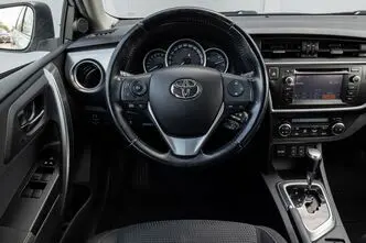 Toyota Auris, 1.6, 96 kW, petrol, automatic