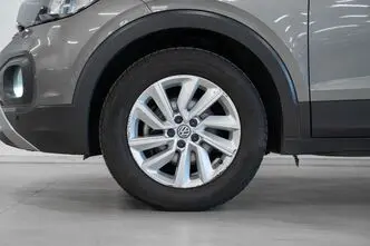 Volkswagen T-Cross, 1.0, 70 kW, petrol, manual, front-wheel drive