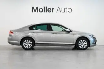 Volkswagen Passat, 1.4, 92 kW, bensiin, manuaal, esivedu