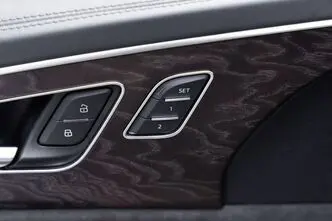 Audi Q8, 3.0, 250 kW, бензин, автомат, полный привод