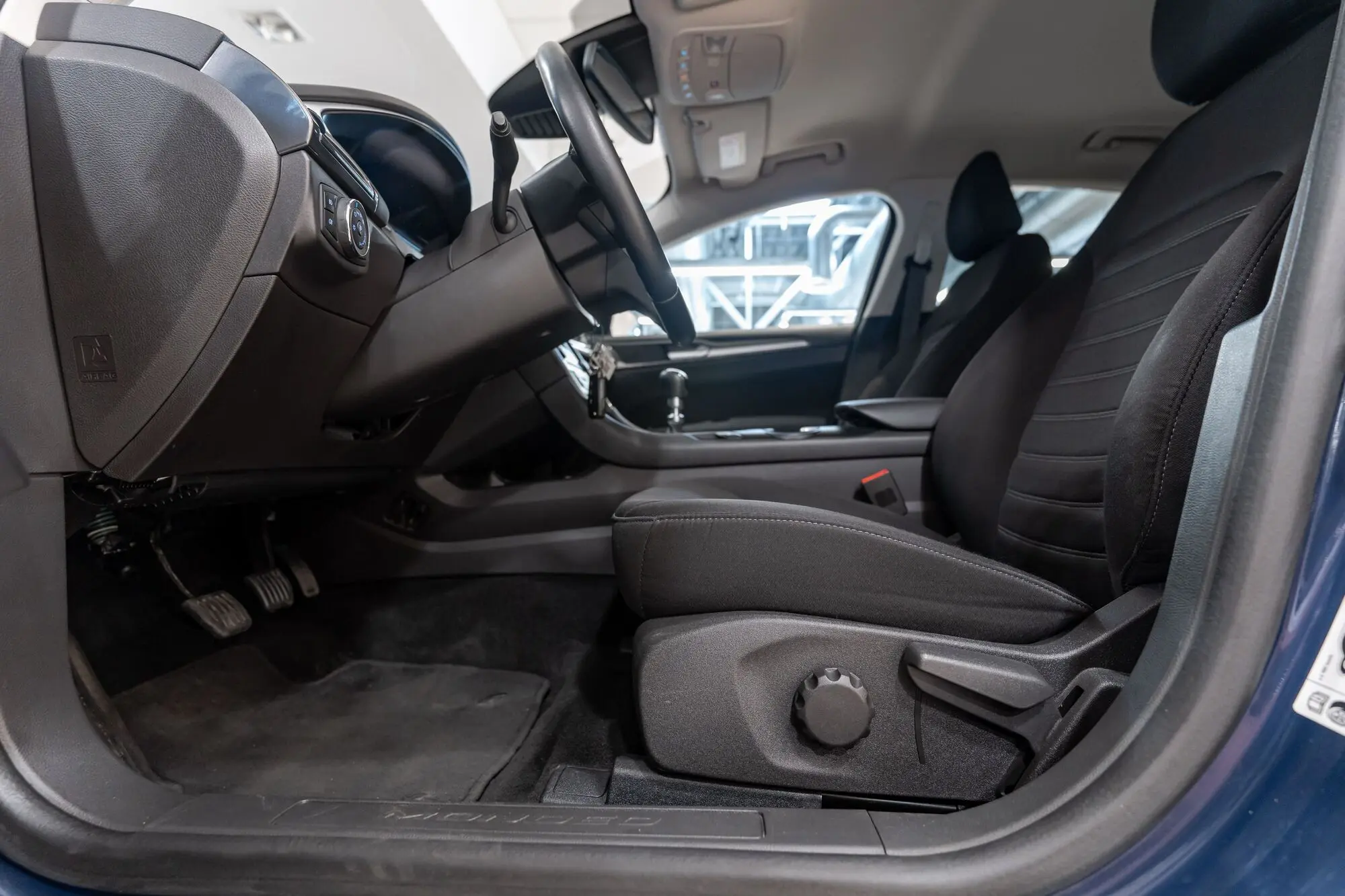 Ford Mondeo, 2.0, 110 kW, diesel, manual, front-wheel drive