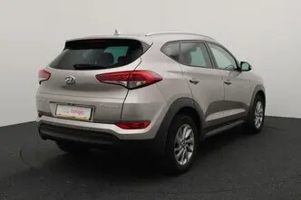 Hyundai Tucson, 1.6, 97 kW, petrol, manual, front-wheel drive